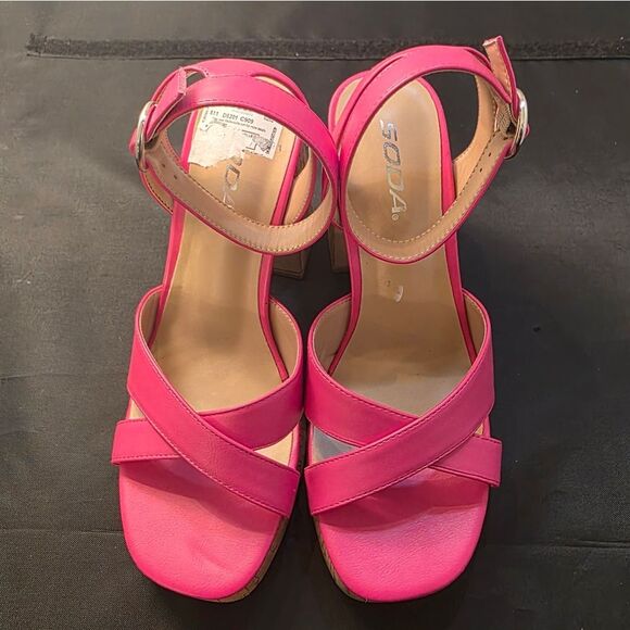 BRAND NEW SODA STRAPPY BLOCK HEEL OPEN TOE WOMENS SANDAL - Picture 3 of 15